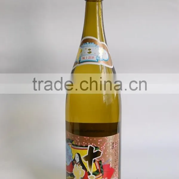 Alcohol 14% Japanese Sake With Bottles