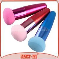 MAANGE New Arrival Product Items!!!Long Plastic Handle Sponge Powder Puff photo-2