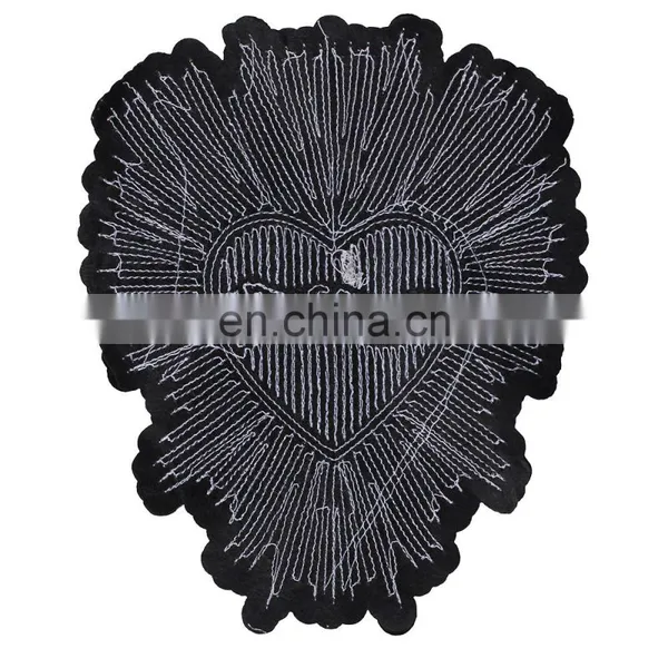 Fashion Beaded Red Gold Sequin Heart Pattern Embroidery Patches photo-3