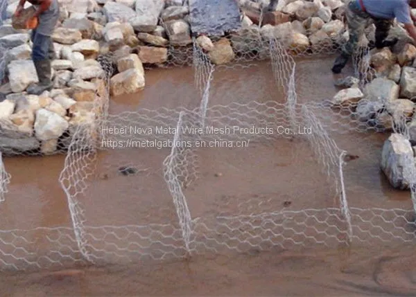Silver Metal Gabion Baskets Corrosion Resistance 3*1*1 Meter Long Life Span