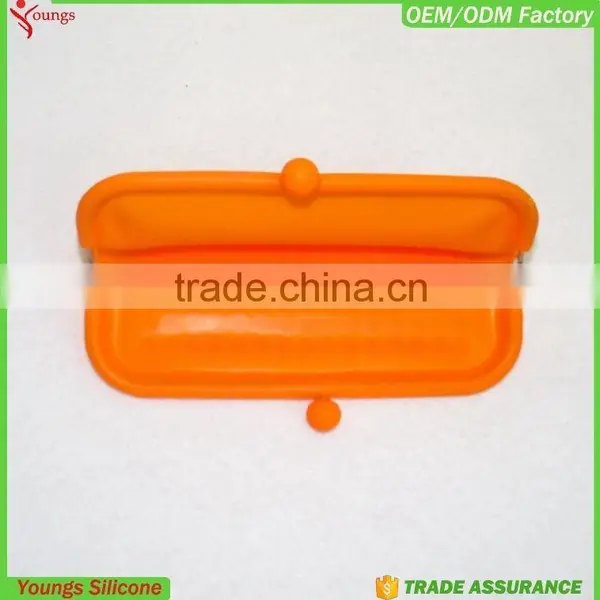 2016 Eco-friendly Fashional Wholesale Big Bean Design Silicone Coin Purse photo-2