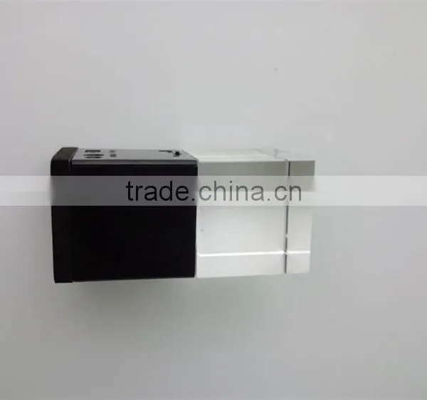 Wired Crystal Speaker With Laser Logo photo-4