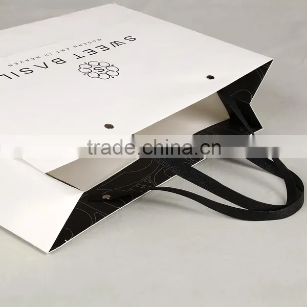 Recyclable Medium Hand Length Handle Specialty Paper Bag for Shopping Packaging photo-4