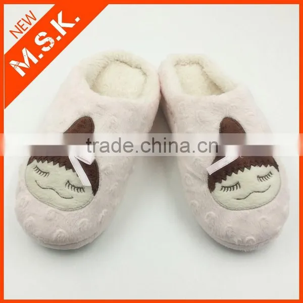 New Design Pink Fluzzy Princess Woman Slipper photo-4