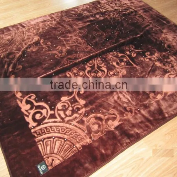 Diamond+Embossed Raschel Blanket