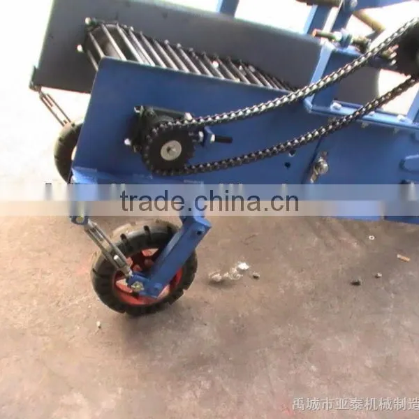 Single-row Potato Harvester Machine for Sale photo-3