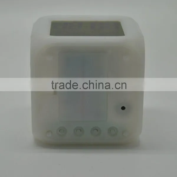 Hot Selling Seven Color Changing Alarm Clock, Square Clock photo-6