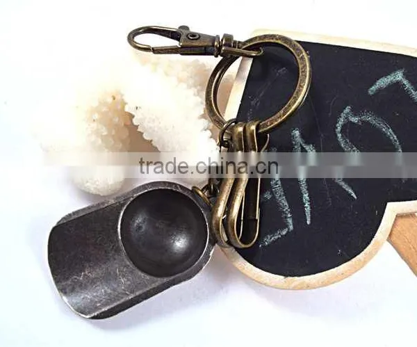Alloy Keychain for Boyfriend Girlfriend Gift Hat Fashion Keychain photo-4