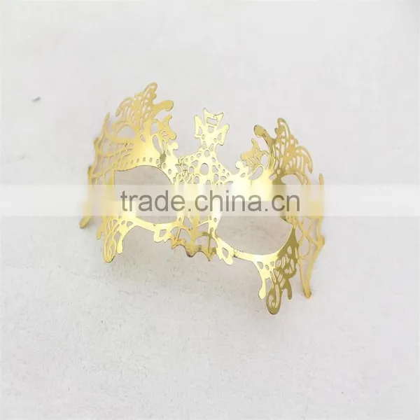 Masquerade Mask for Halloween Gold Metallic Mask With Diamond photo-2