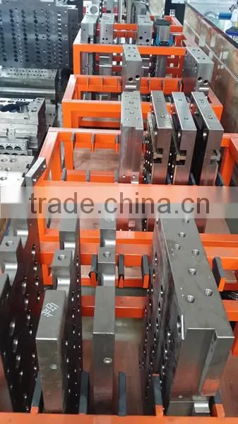 Plastic Injection Soft Drink Blowing Bottle Pet Preform Mould photo-3