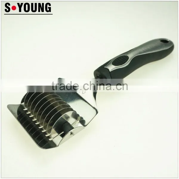 31031 Kitchen Gadget Kitchen Tool Potato Cutter Knife Noodle Cutter Doule Head Pizza Cutter photo-4