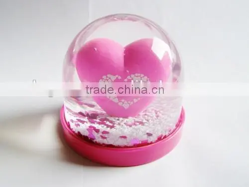 Wholesale Promotional Heart Shaped Snow Globe for Christmas photo-3
