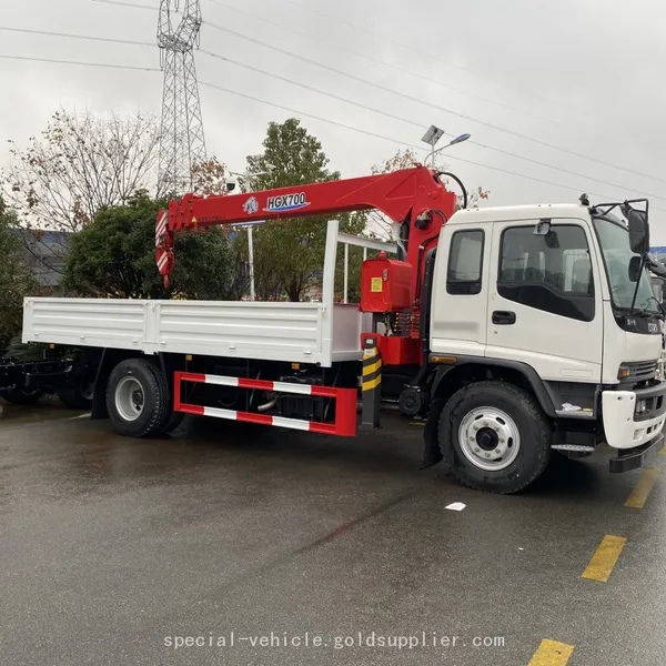 6-wheeled Isuzu On-board Lifting and Transportation Vehicle photo-3