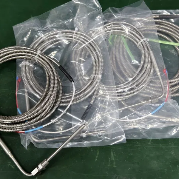 Kyue OEM Stainless Steel Temperature Sensor From 4-20mA for Air Conditioners and Refrigerators 2-wire photo-2