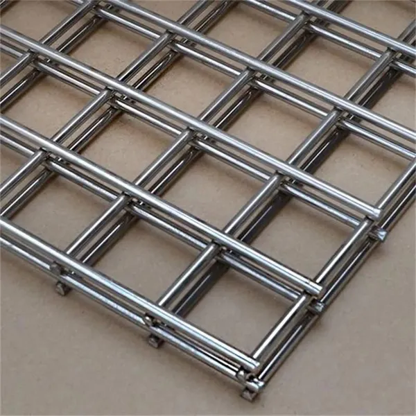 Electric & Hot Dipped Galvanized Welded Mesh Panel for Fencing and Construction photo-1