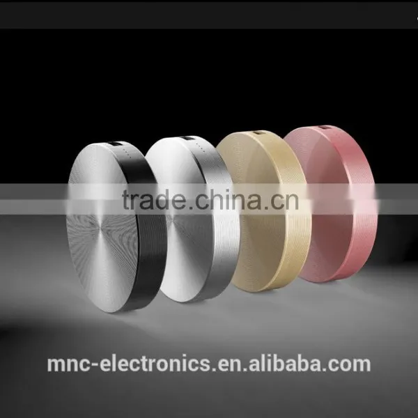 Latest Round CD Shape Design Custom Laser Engraving Logo Portable 6000mah Mobile Power Bank Charger Supplier's Choice photo-2