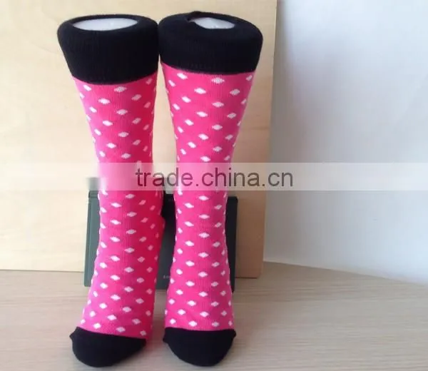 Stock Hot Sale Lovely Girls Hosiery Colorful Pink White Dots Crew Winter Sock photo-2
