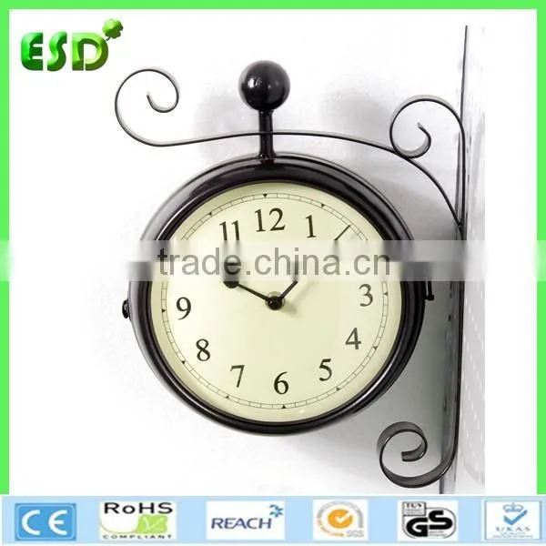 2015 New Design Metal Outdoor Double Clock photo-2