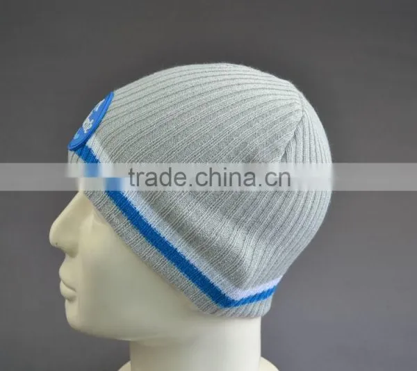 Acrylic Beanie Hat With Rubber Patch Logo photo-6