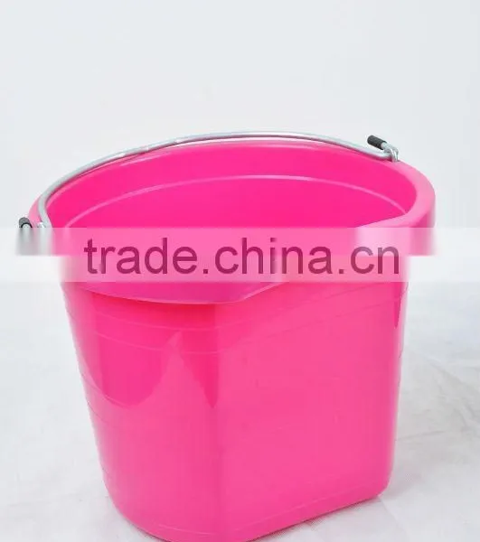 5 Gallon Plastic Buckets for Horse-pink