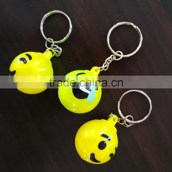 Fashion Design Various Led Flashing Light Emoji Keychain photo-5