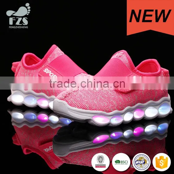 2017 Battery Flashing Led Shoes for Children photo-4
