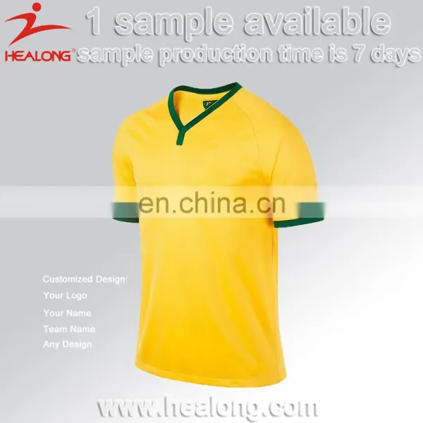 2017 Higth Quality Cheap Custom Sublimation Printing Football Shirts Soccer Jersey Customized Design Sublimation Soccer Uniform photo-2
