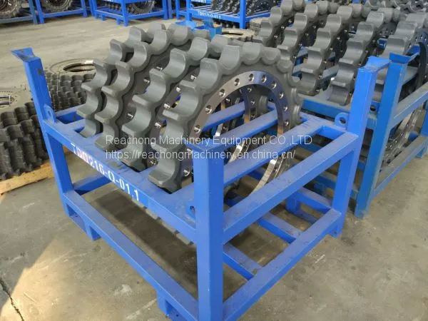 CAT320 Sprocket photo-3