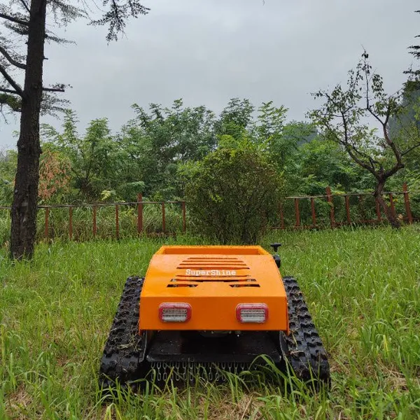 Gasoline Engine Single Cylinder 550mm Cutting Width 200 Meters Long Distance Control Robotic Remote Control Lawn Cutting Mower photo-4