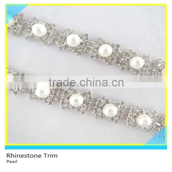 Fabulous 888 Crystal Rhinestone Bead Bracelet Trim Gold Plated Cup Chain photo-3