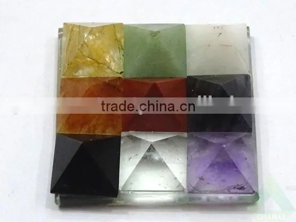 9 Pyramids Plate photo-2