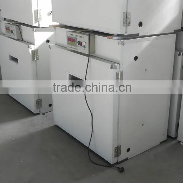 Hongtai 528 Chicken Eggs Incubator