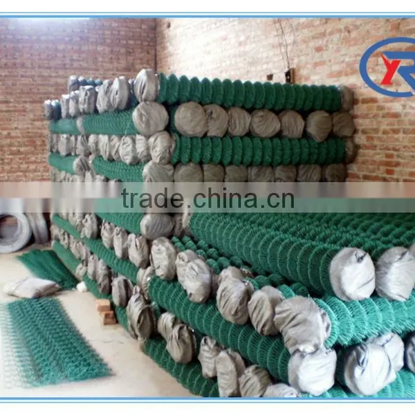 China Exporter Chain Link Wire Mesh Fencing , PVC Coated Chain Link Fences ,Plastic Chain Link Fence photo-5