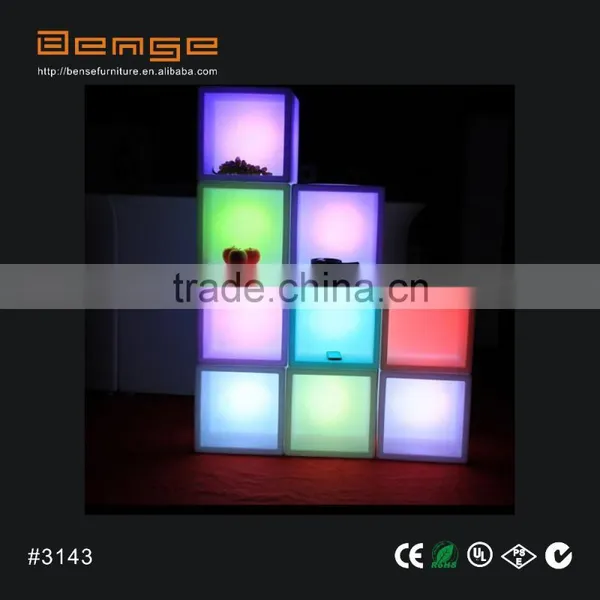 New Wateproof Rechargeable Club/Party/KTV/Event LED EVERCHANGING CUBE DISPLAY Cube Container photo-3