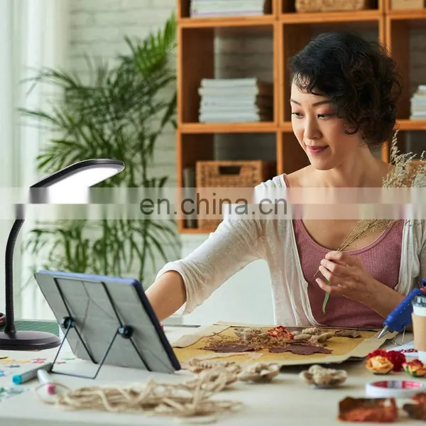 Simple Design LED Natuyal Light Reading Desk Table Lamp photo-4