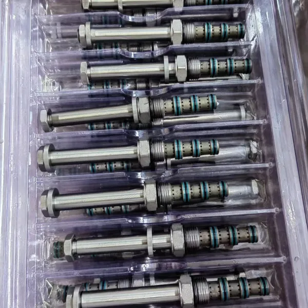 SV08-34 Four-Way Three Position Cartridge Solenoid Valve (Spool Type) Hydraulic Valves Product photo-2