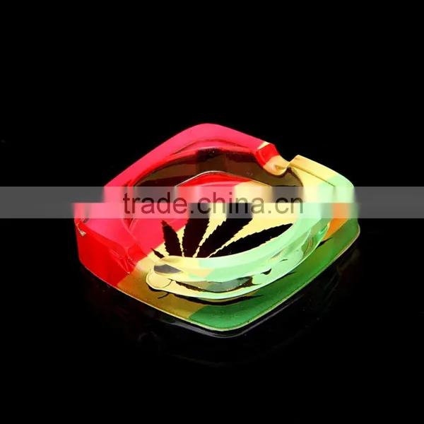 China Manufacturer Customized Clear Crystal Acrylic Square Ashtray photo-3