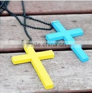 New Fashion Colorful Small Wood Crucifix photo-4