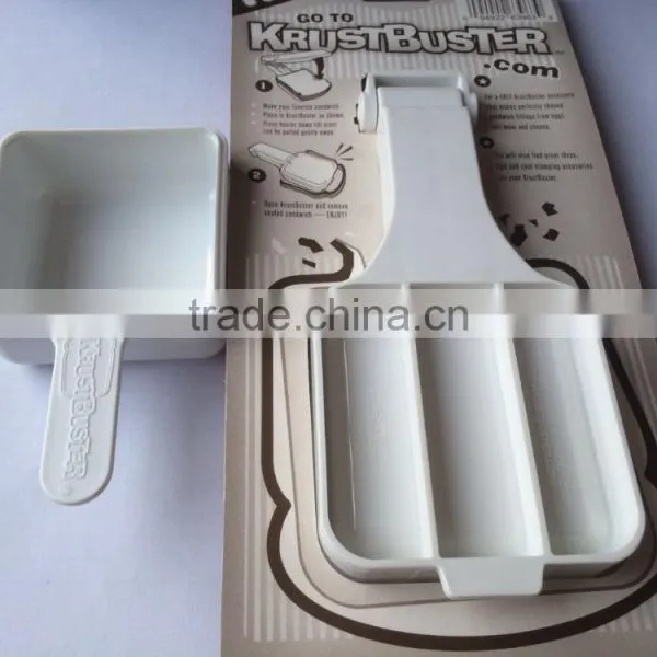 Classic Design Plastic Kitchen Sandwich Cutter photo-2