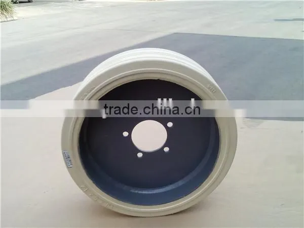 Scissor Lift Platform Solid Tire With REACH Certification and Different Colors Rims With Brake photo-2