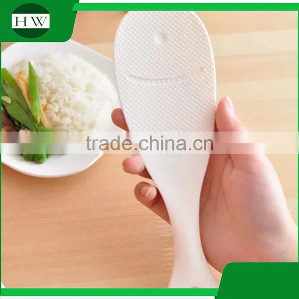 Kitchen Accessories Creative Multipurpose Plastic Long Handle Fish Stand Shovel Ladle Scoop Rice Spoon photo-3
