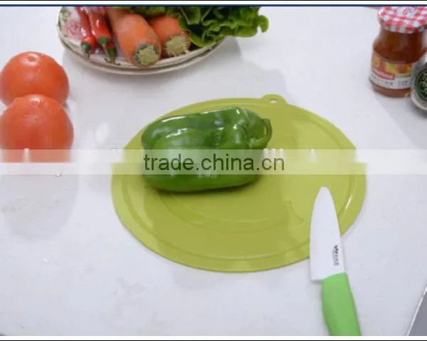 Plastic Round Cutting Board /Smilling Design Chopping Board photo-2
