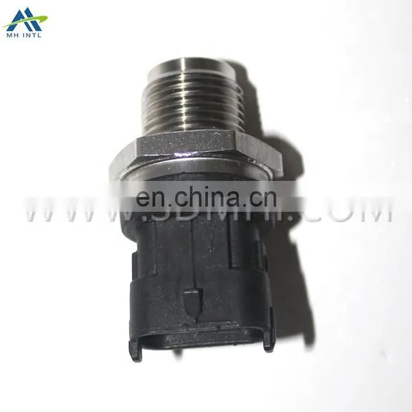 Auto Parts Fuel Rail High Pressure Sensor 0281002846 photo-3