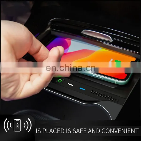 Hot Sale Design Qi Automatic Sensor Charger Wireless Car Mount Mobile Phone Fast Charger Wireless For Mercedes-Benz photo-3