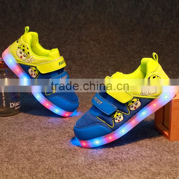 HOT Customized Luminous Led Light Shoes , Kids LED Light up Shoes, Comfortable Kids Shoes photo-4