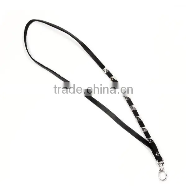 Wholesale Handmade Key Chains Fashion Custom PU Leather Key Holder,rivets Key Chains photo-4
