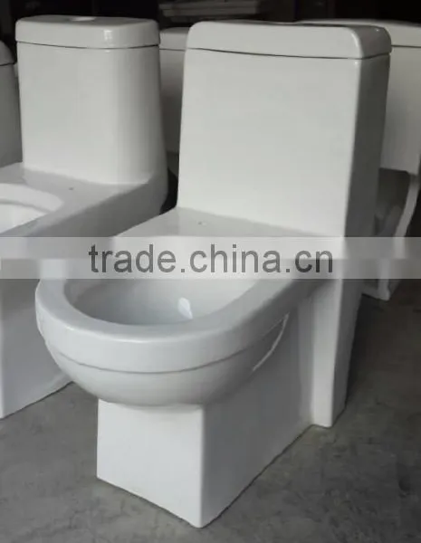 Chaozhou Ceramic Toilet Siphonic One Piece Toilet Toilet Bowl photo-3