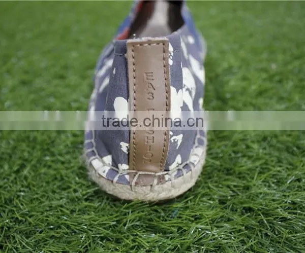 Sneakers Fashion Men Stock Canvas Shoes photo-5