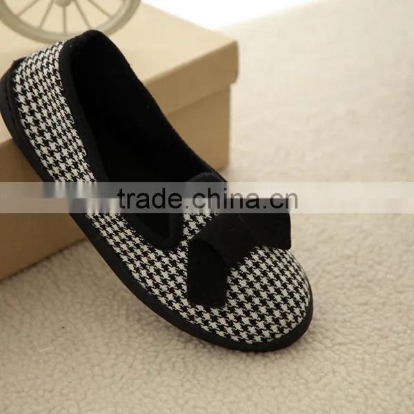 Grid Cloth Women Casual Shoes Made in China photo-3