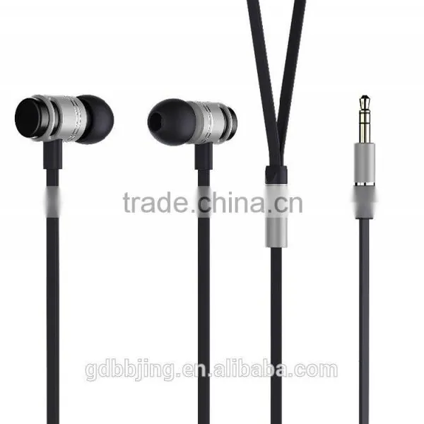 Factory Supply Heavy Bass In-ear Metal Earphone photo-4